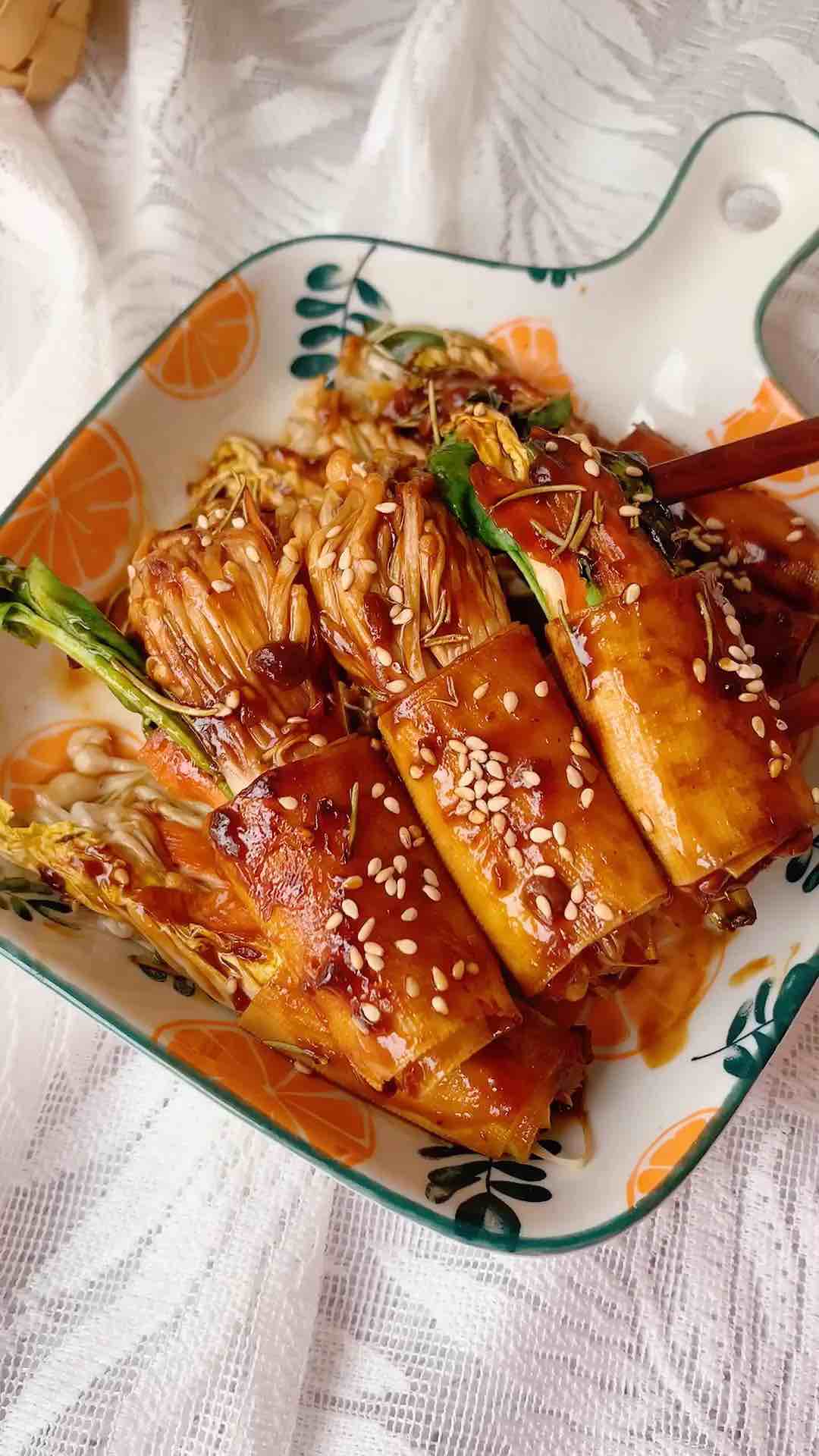 Barbecue Tofu Skin Vegetable Rolls