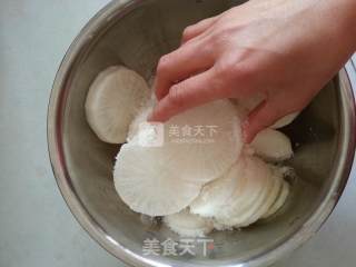 Sweet and Sour Crispy Radish recipe