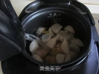 White Radish Hoof Soup recipe