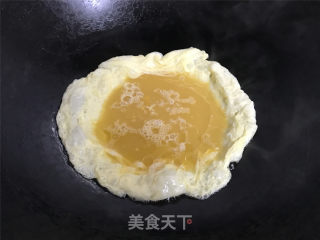 Scrambled Eggs with Onions recipe