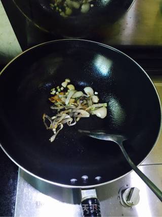 Private Loofah Seafood Rice Noodle recipe