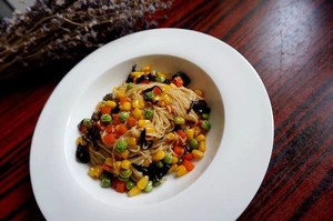 Colorful Vegetable Noodles recipe