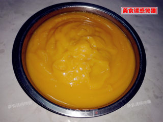 Pumpkin and Peanut Steamed Cake recipe