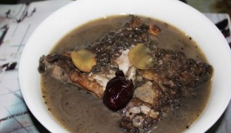 Black Sesame Crucian Carp Soup recipe