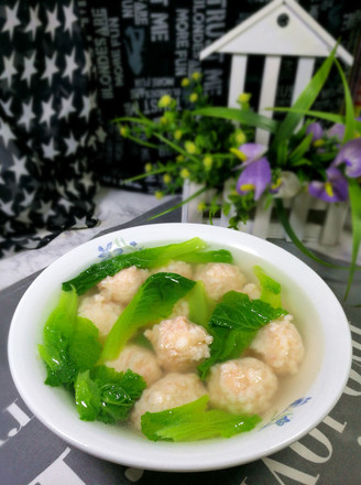 Cabbage Shrimp Ball Soup