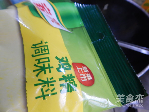 Stir-fried Bean Curd with Lettuce recipe