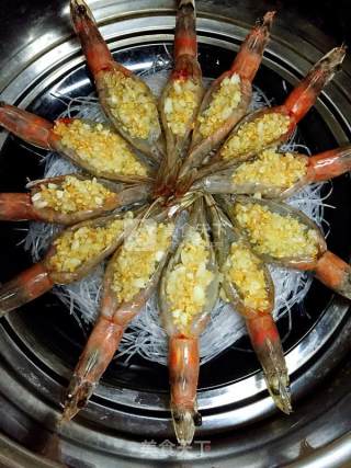 Steamed Shrimp with Golden Silver Garlic Vermicelli recipe
