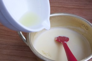 Homemade Mascarpone Cream Cheese recipe