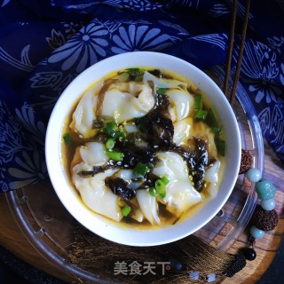 Wontons with Seaweed and Shrimp Meat recipe