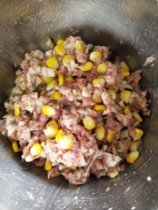 Corn Kernels Steamed Meatloaf recipe