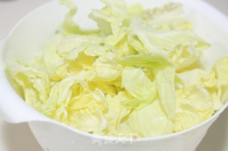 Sour and Spicy Shredded Cabbage recipe