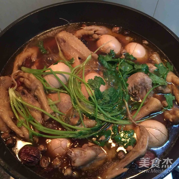 Braised Chicken Feet, Braised Bones in Sauce, Braised Eggs, A Pot of Braised Water recipe