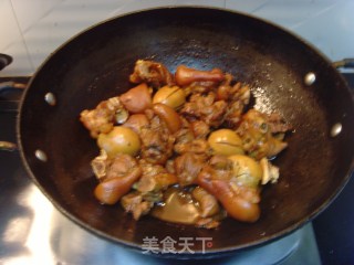 Eggs Also Buy Cute [eggs Braised Pig's Feet] recipe