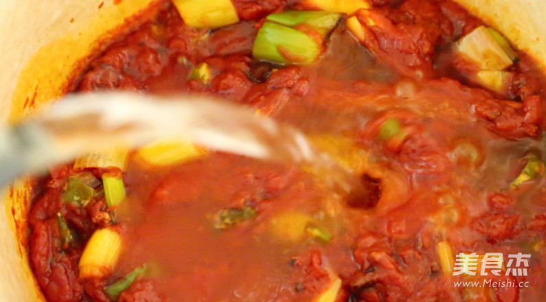 Tomato Beef Hot Pot recipe