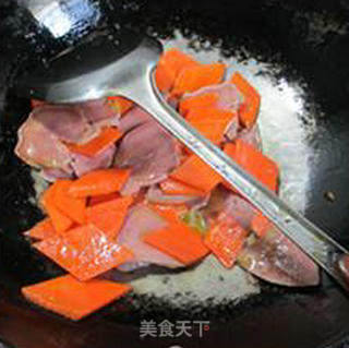 Stir-fried Pork Tongue with Carrots recipe