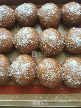 #aca Baking Star Competition# Whole-wheat Cocoa Souffle Small Meal Buns recipe