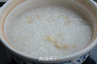 Lotus Seed Lily Strawberry Porridge recipe