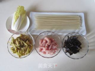 Rice Noodles with Mustard Pork recipe