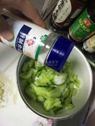 Super Easy Cucumber Salad recipe