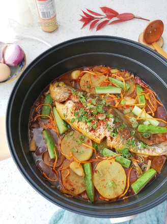 Hot Pot Fish with Spicy Seasonal Vegetables recipe