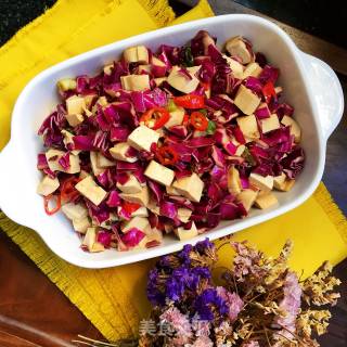 Purple Cabbage Mixed with Dried Bean Curd recipe