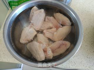 Typhoon Shelter Chicken Wings recipe