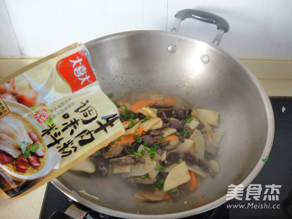 Stir-fried Winter Bamboo Shoots recipe