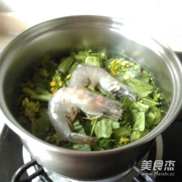 Sea Shrimp and Choy Sum Soup recipe