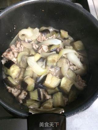 Stewed Pork with Onion and Eggplant recipe