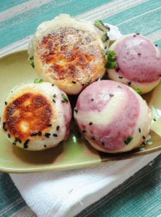 Two-color Pan-fried Buns