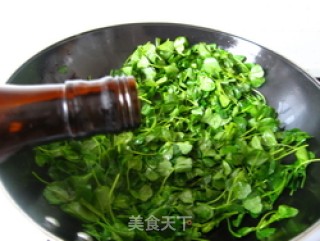 Popular Shanghai Cuisine---stir-fried Wine with Vanilla Head recipe