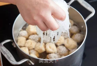 Oily Tofu Meatballs Vermicelli Soup recipe