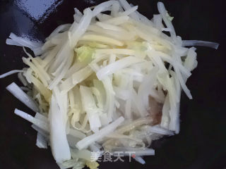 Braised Cabbage with Milk Sauce recipe
