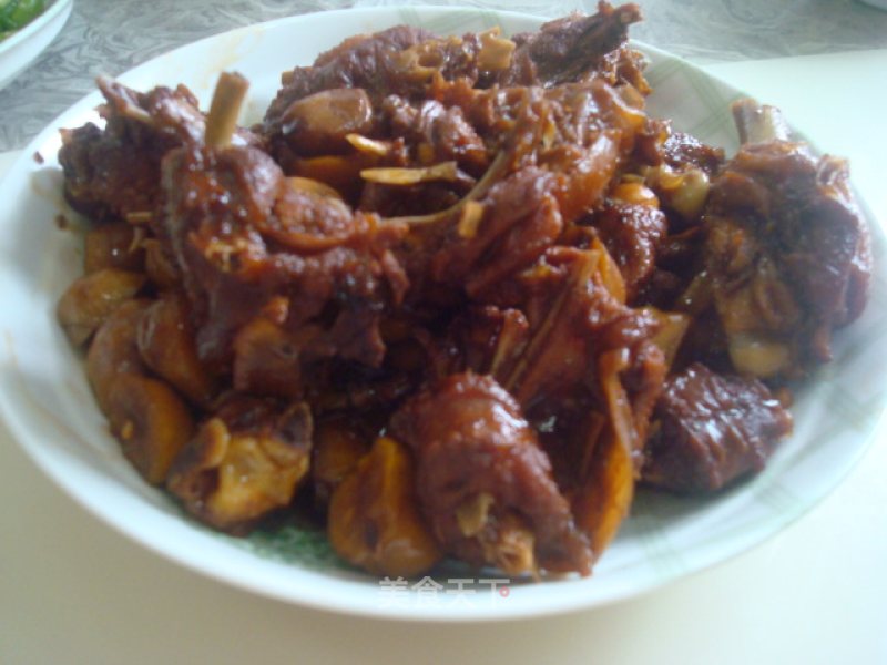 Stewed Goose with Secret Chestnuts