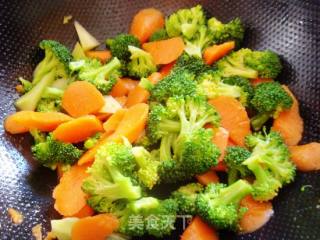 Broccoli Salad recipe