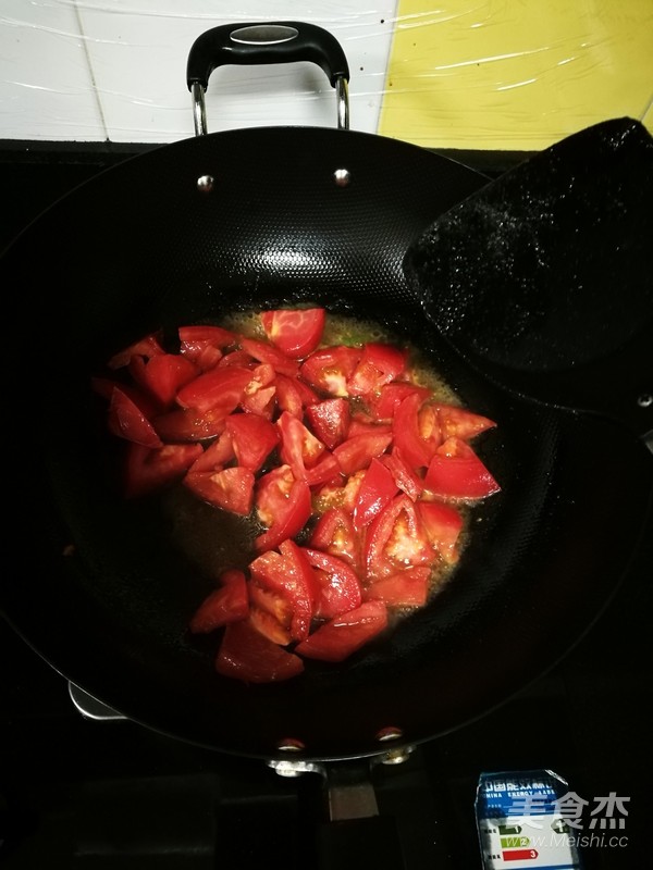 Seafood Soup with Tomato and Potato Ribs recipe