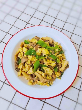 Scrambled Eggs with Green Pepper and Mushroom recipe