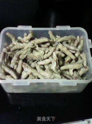 Appetizing Chicken Feet with Pickled Peppers recipe