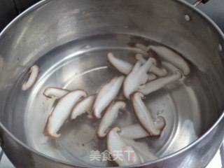 Tomato Stewed Sweet Potato Flour recipe