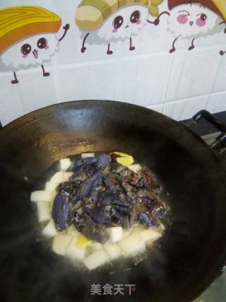 Boiled Black-boiled Chicken with Radish Tofu recipe
