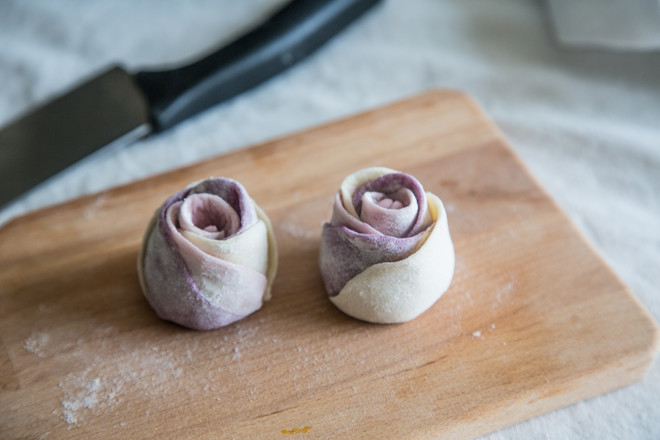 Purple Sweet Potato and Rose Bun recipe