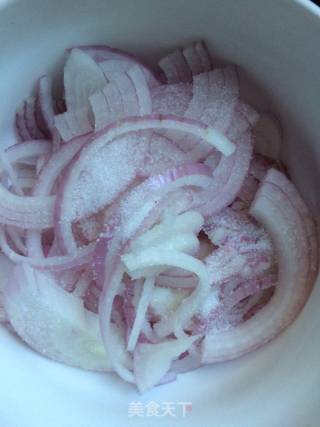 Coriander Mixed with Onions recipe