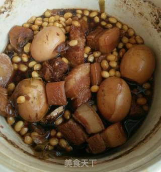Braised Soybeans with Pork Belly and Eggs recipe