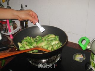 Loofah Stir-fried Shrimp recipe