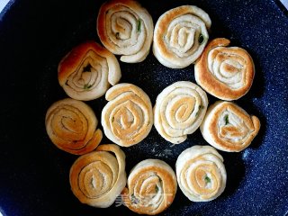 Fried Noodles and Fried Oil Rolls recipe