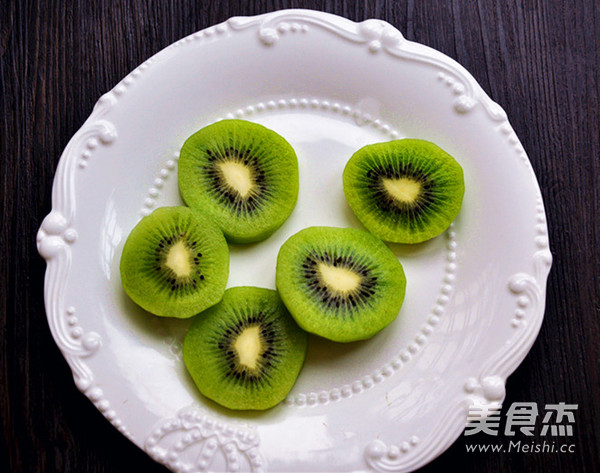 Little Turtle Fruit on A Plate recipe