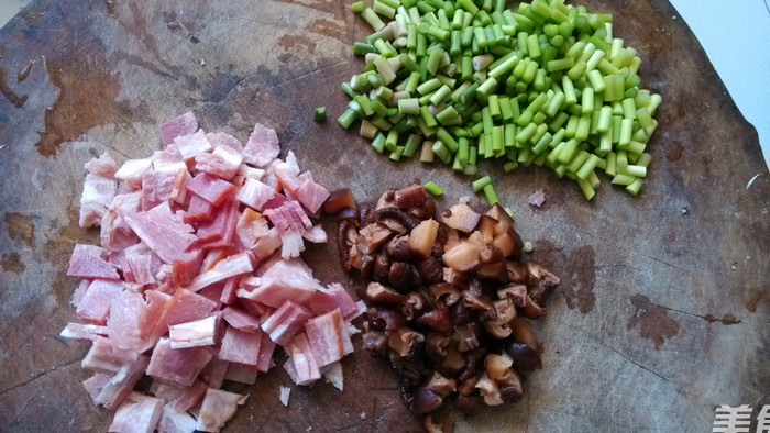 Fried Rice with Garlic Sprouts and Bacon recipe