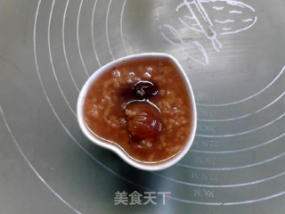 Shouwu Red Dates and Longan Porridge recipe