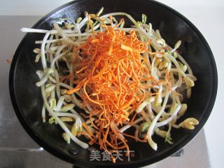 Stir-fried Shredded Pork with Cordyceps Flower and Peanut Bud recipe