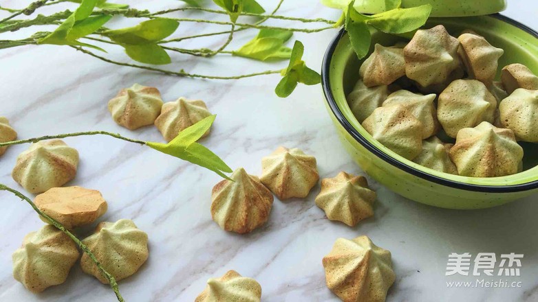 Matcha Meringue recipe